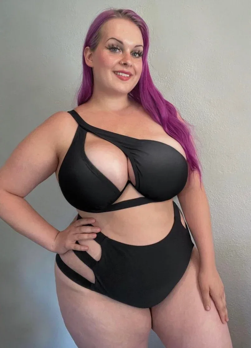 Mackenzie Flickinger — Plus Size Model, Radio Host, American