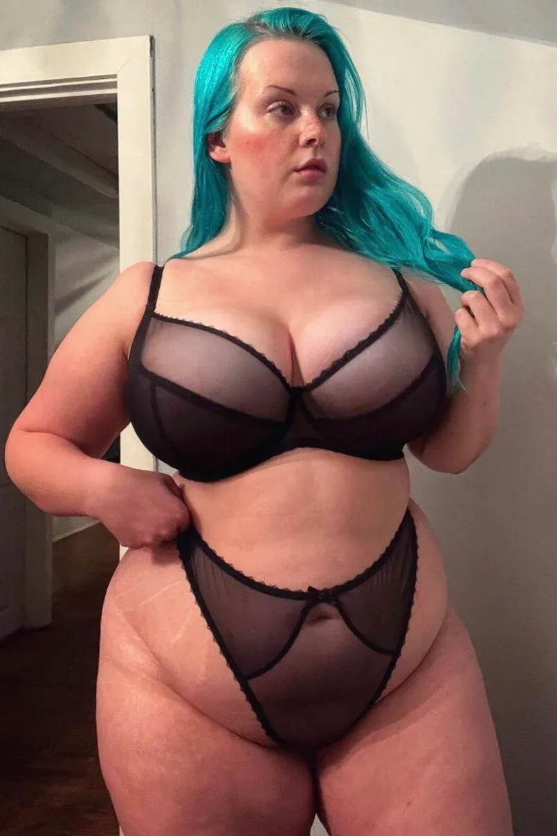 Mackenzie Flickinger photo 2 — Brown, Chubby