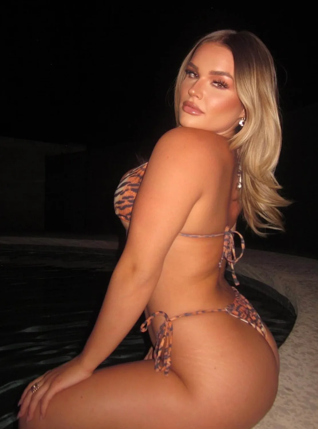 Mackenzie Lurkins photo 9 — Blonde, Athletic