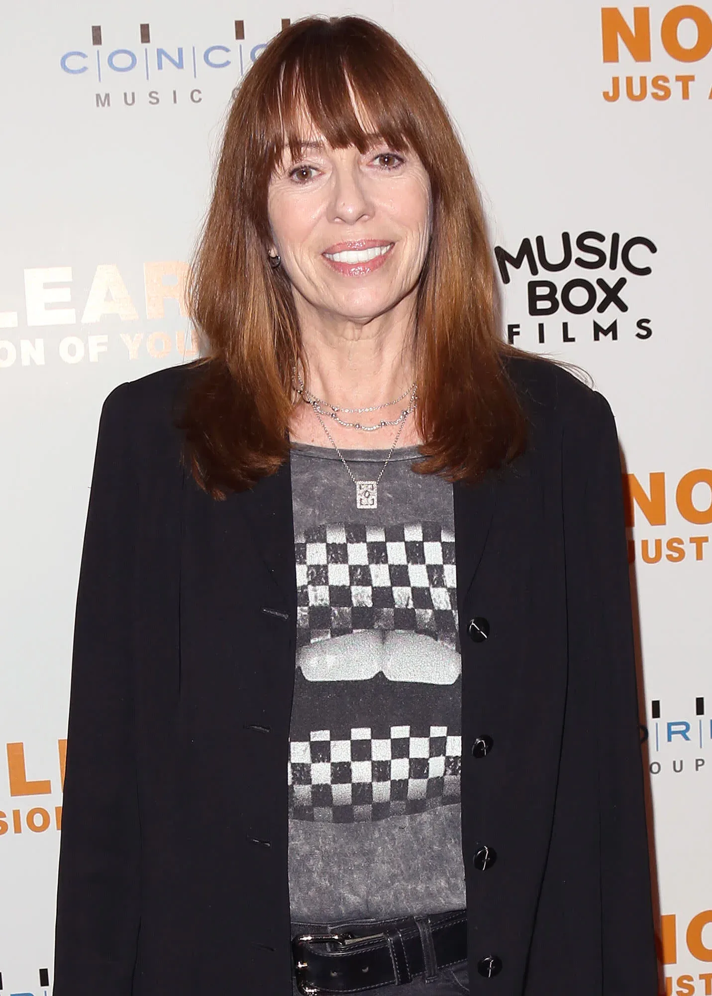 Mackenzie Phillips photo 13 — American, Brown