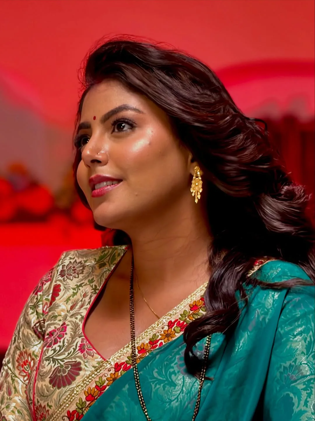 Mahi Shrivastava photo 1 — Indian, Black