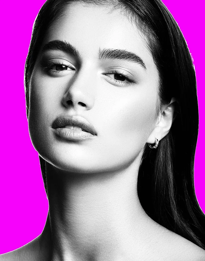 Maia Cotton photo 10 — Brown, Caucasian