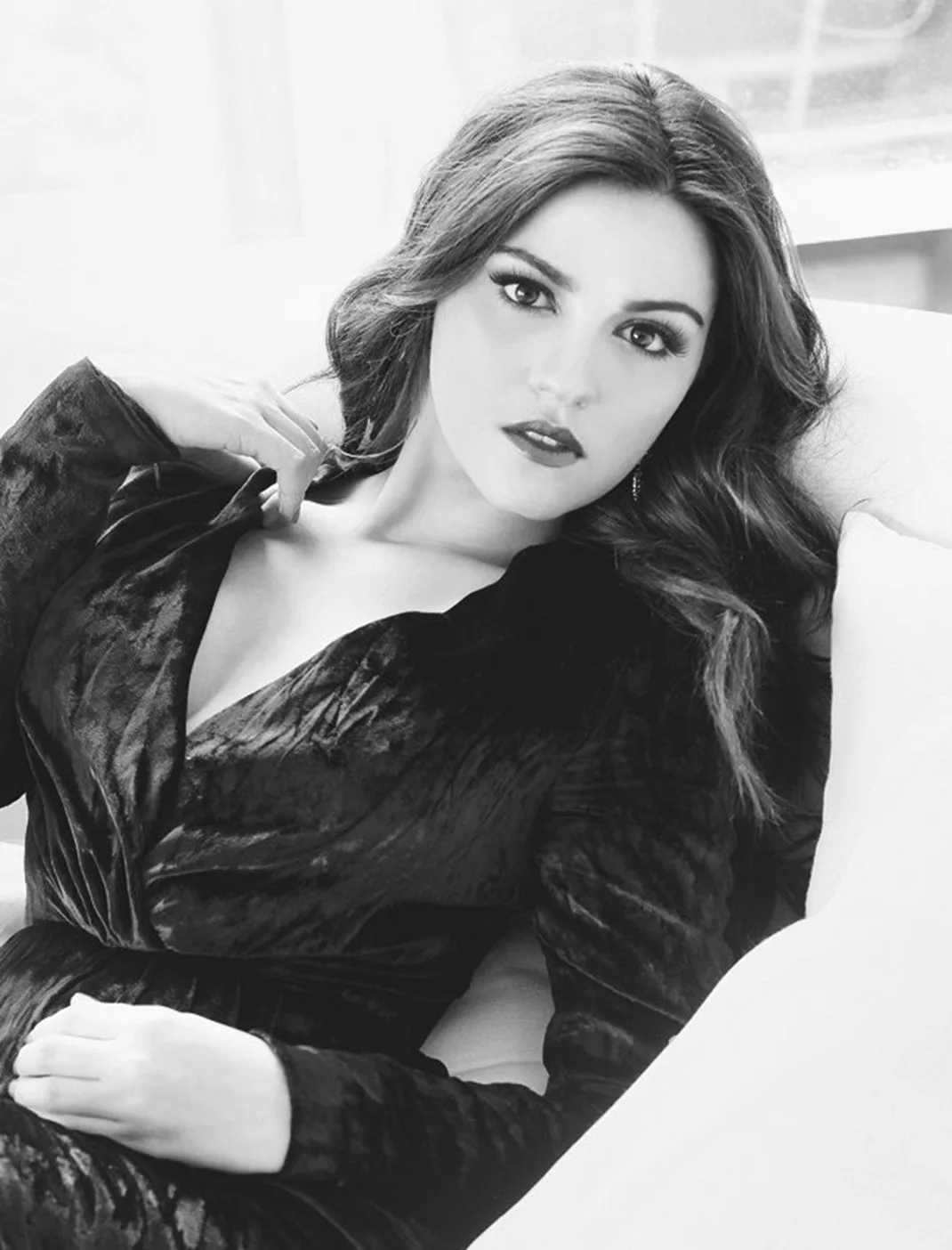 Maite Perroni photo 18 — Actress, Influencer, Musician: Singer, TikTok Star, YouTuber, Mexican