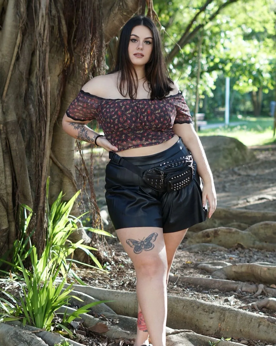 Mallu Marafioti photo 7 — Brazilian, Red