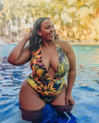 Manuh Rubi photo 8 — Black, BBW