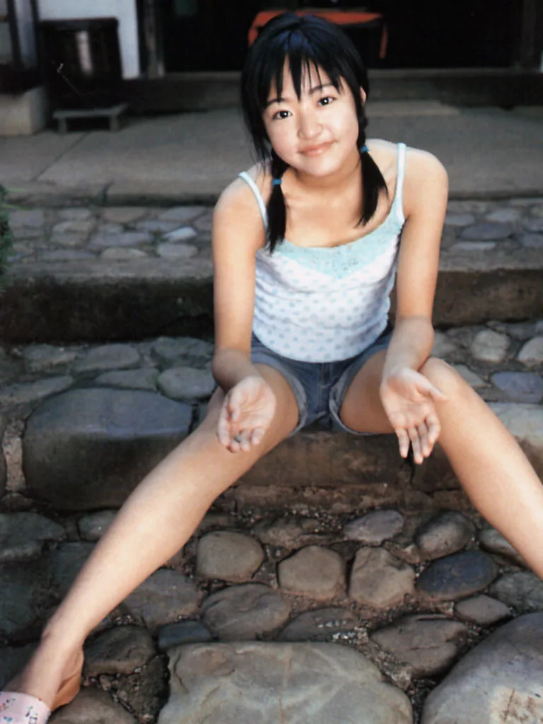 Mao Inoue photo 2 — Asian, Actress, Gravure Idol