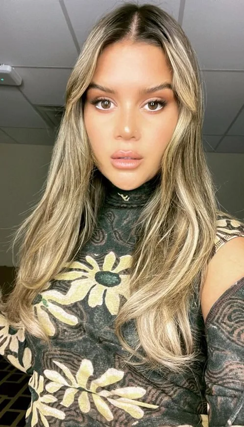 Maren Morris photo 5 — Caucasian, Influencer, Musician, Musician: Singer, TikTok Star, YouTuber