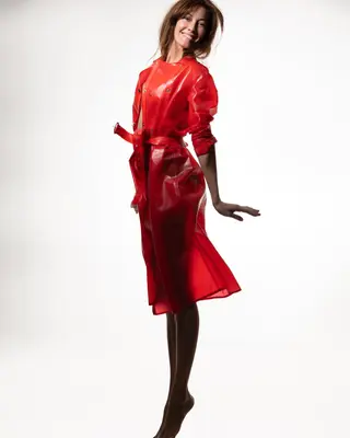 Mareva Galanter photo 3 — Slim, Grey