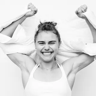 Margo Hayes photo 19 — American, Auburn