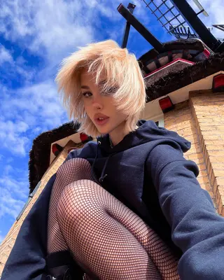 Maria Domark photo 7 — Israeli, Brown