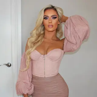 Mariah May photo 13 — British, Blonde