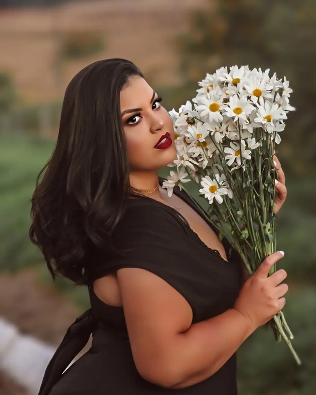 Mariana Marques photo 12 — Plus Size Model, Brazilian
