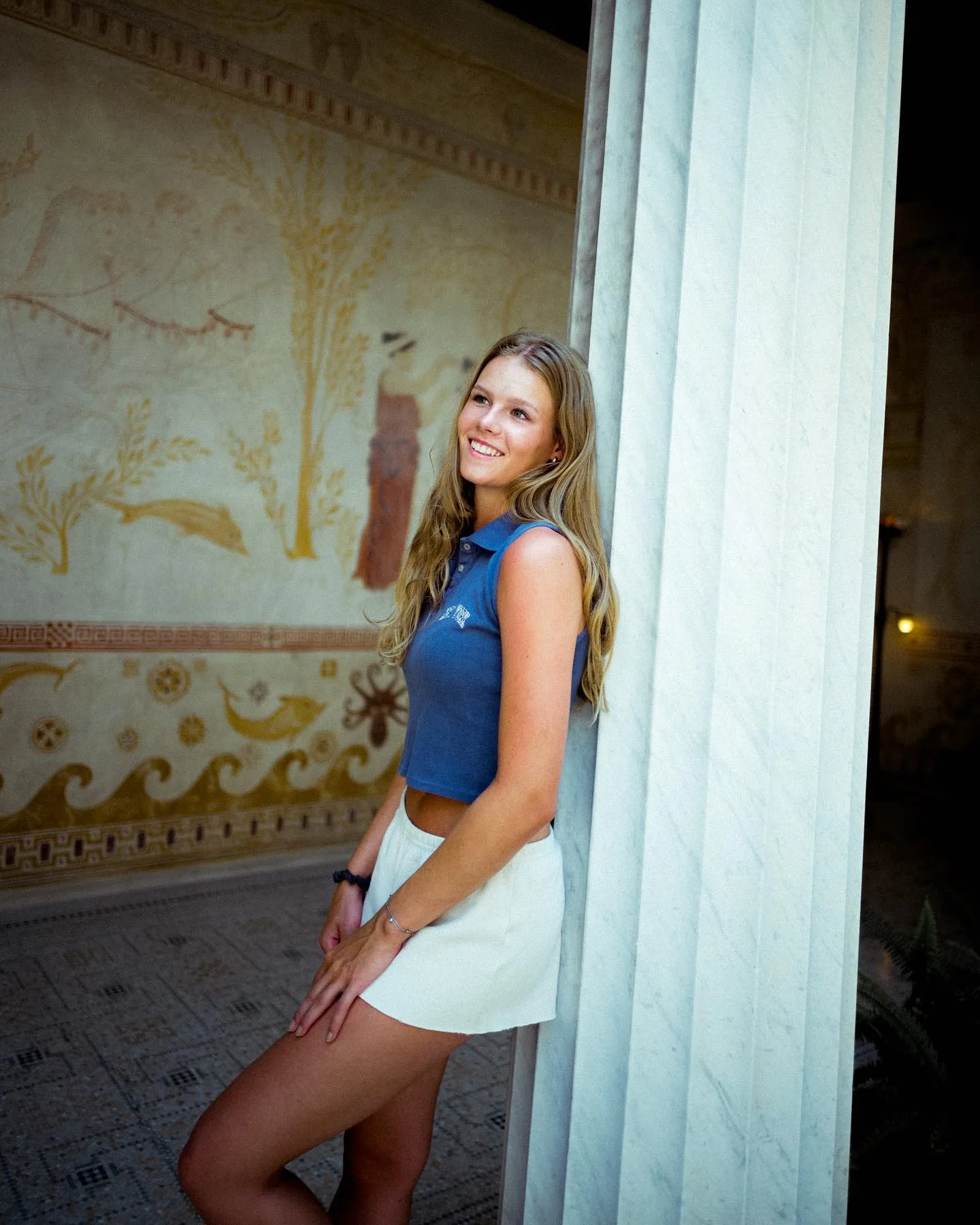 Marie Bogner photo 2 — Blonde, Blue