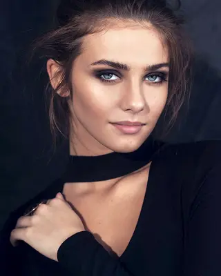 Marilou Belanger photo 23 — Caucasian, Model