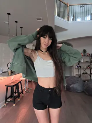 Mary Maybe photo 6 — Gamer, YouTuber, Filipino),  (American