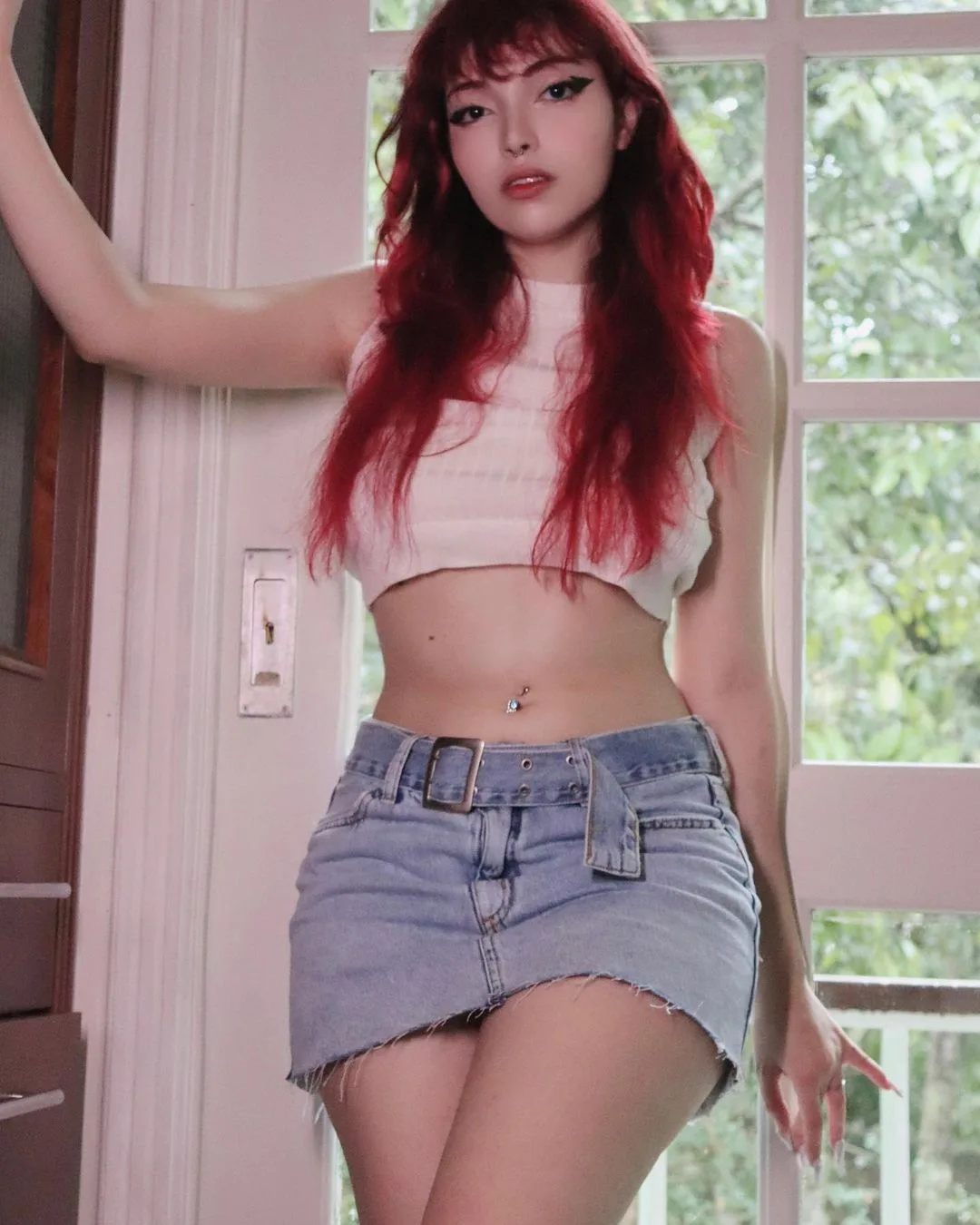 Mayumin photo 2 — Average, Latin