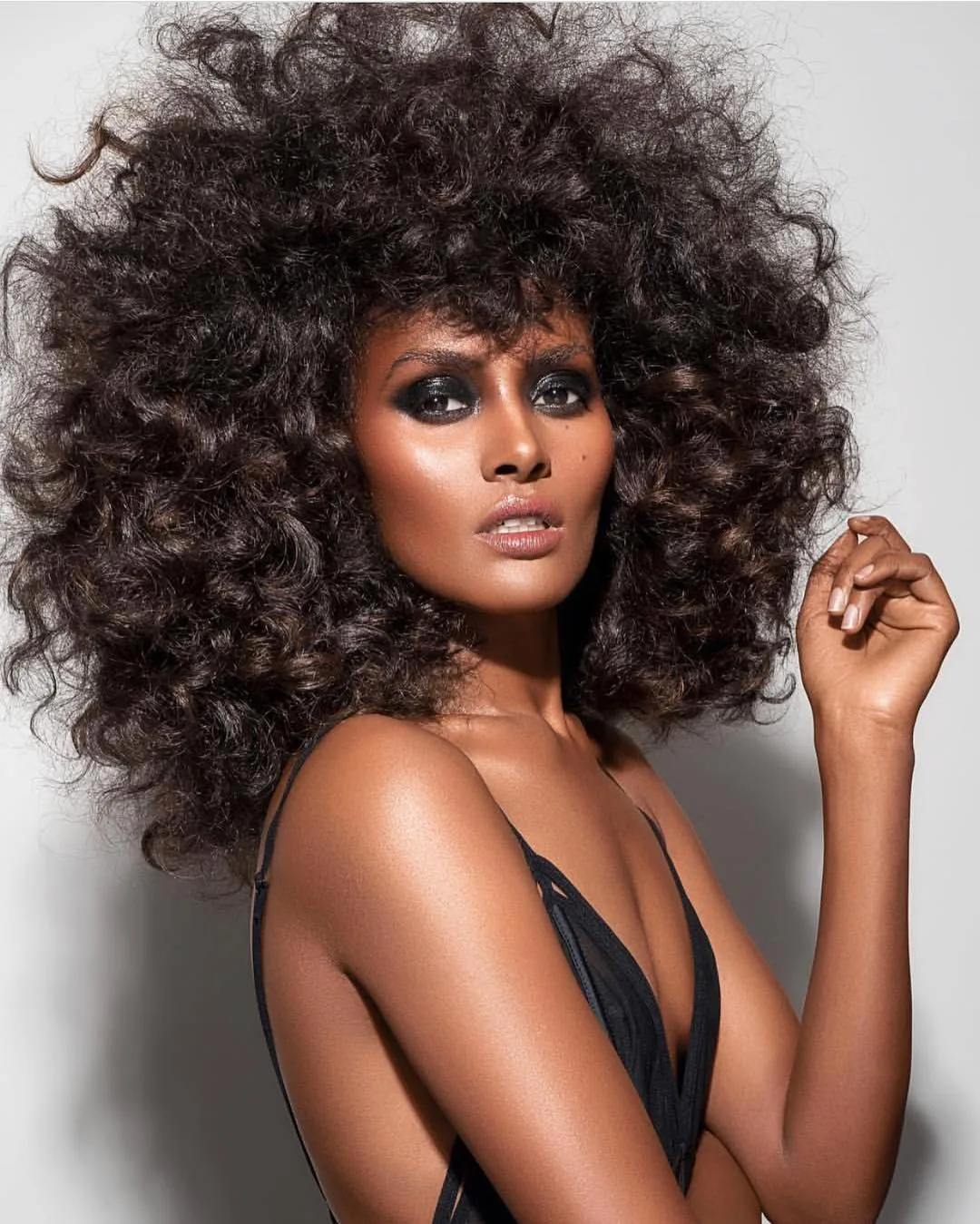 Mearg Tareke photo 9 — Average, Brown