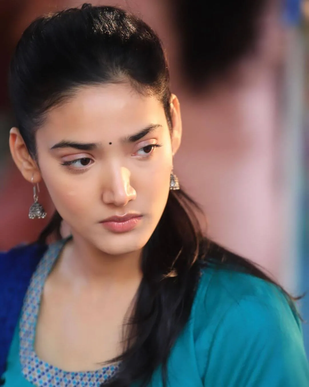 Medha Shankar photo 17 — Middle Eastern, Actress
