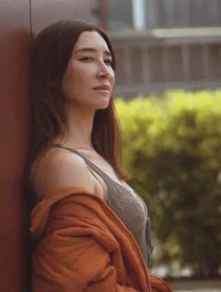 Mei Melancon photo 3 — Brown, Asian