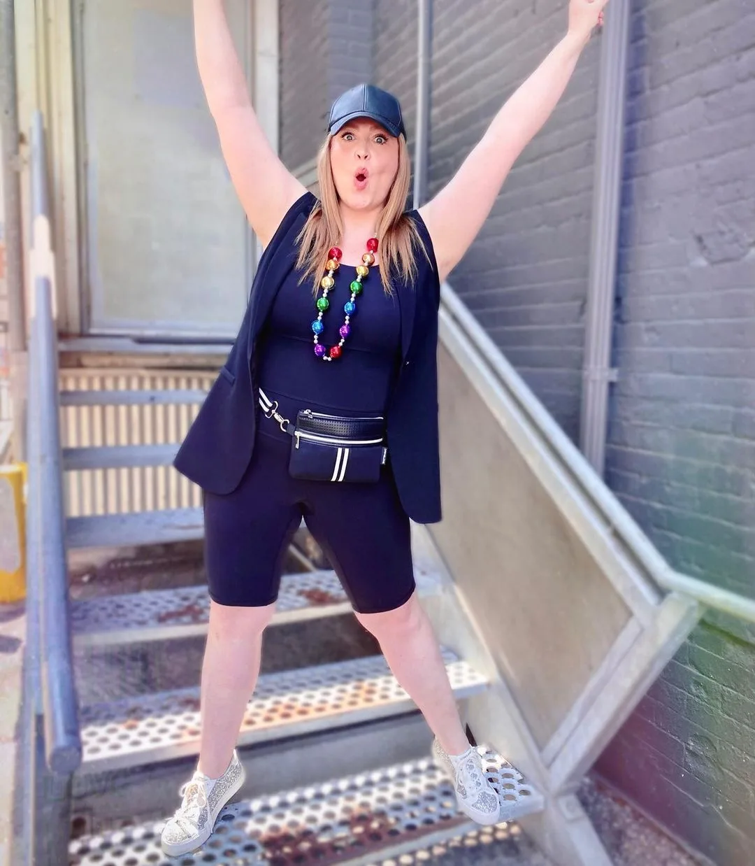 Meredith Shaw photo 15 — BBW, Blue