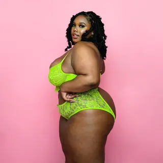 Meshia Ferguson photo 4 — Plus Size Model, Jamaican