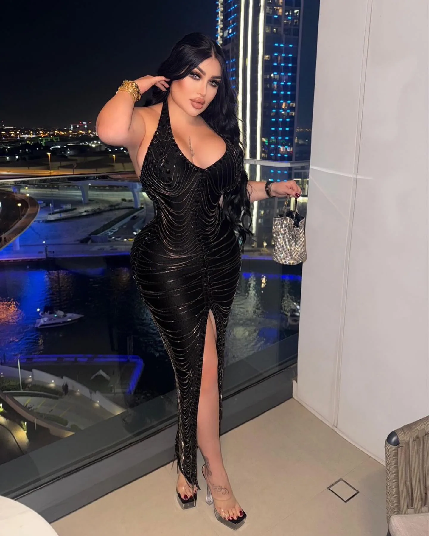 Micha Menassa photo 8 — Black, BBW
