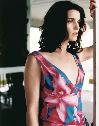Michele Hicks photo 4 — Caucasian, Actress, Model (former)