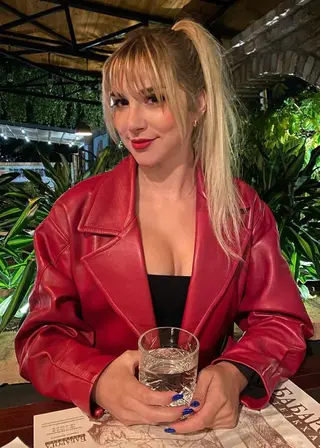 Mikhaila Peterson photo 5 — Caucasian, Influencer (former), Podcaster, Producer, YouTuber
