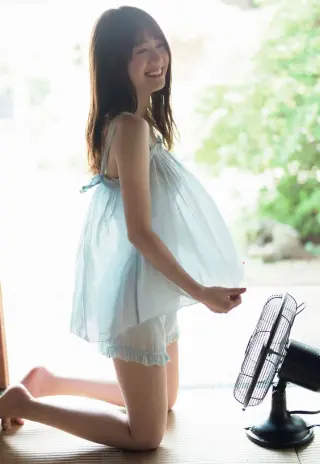 Miku Ito photo 16 — Actress, Gravure Idol, Model, Musician: Singer, Voice Actress, YouTuber, Japanese