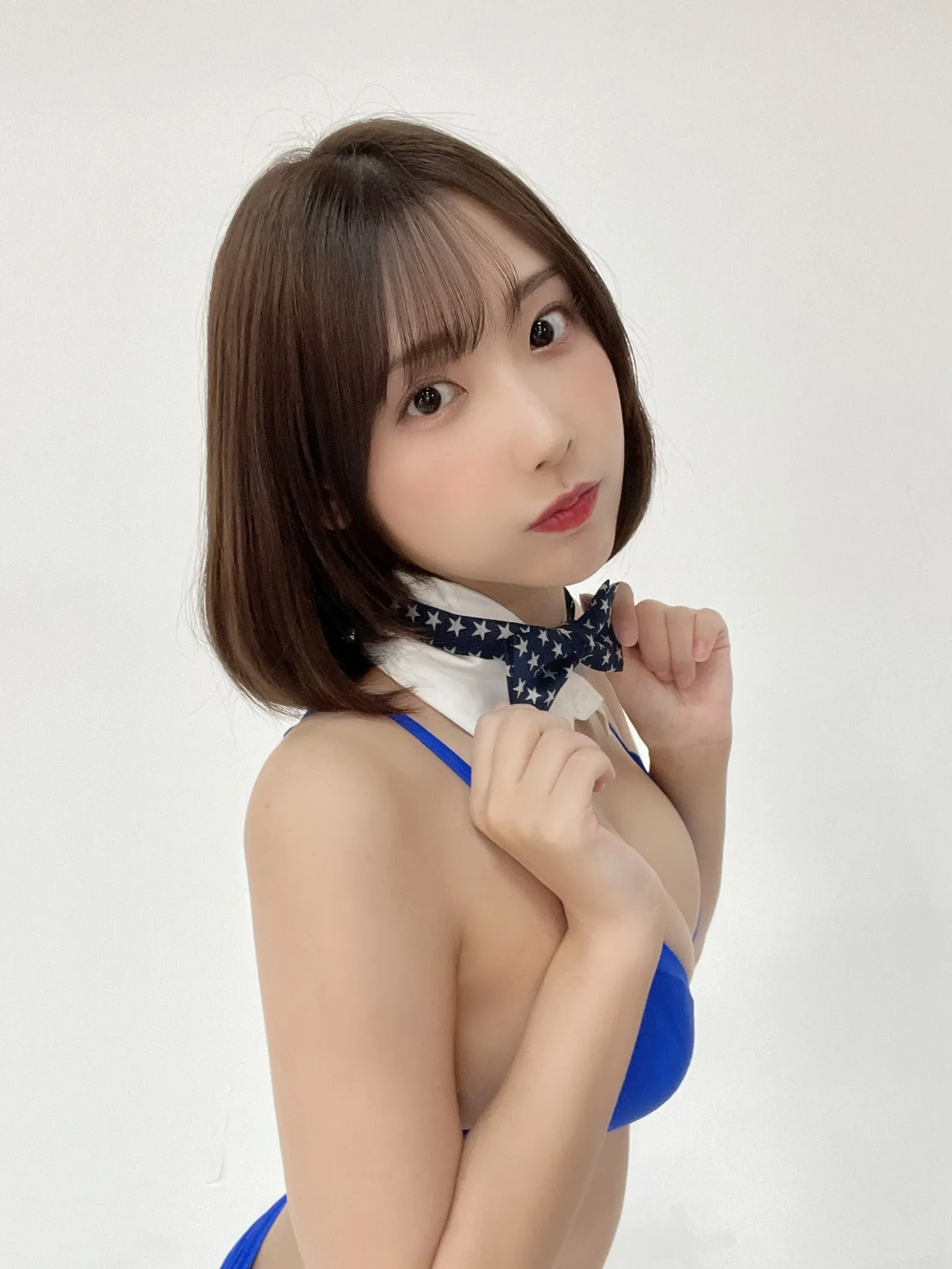 Minato Mio photo 11 — Asian, Actress, Gravure Idol (former), Model, Musician: J-pop Idol