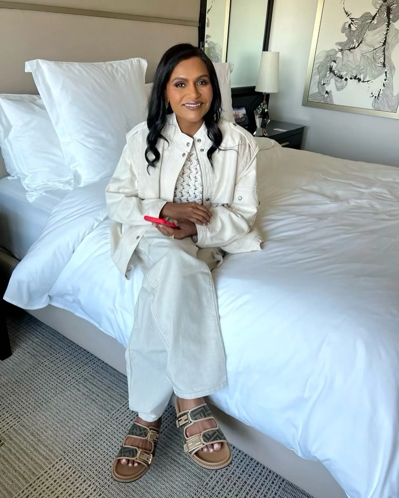 Mindy Kaling photo 9 — Average, Brown