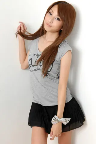 Mirei Kurosawa photo 10 — Brown, Asian