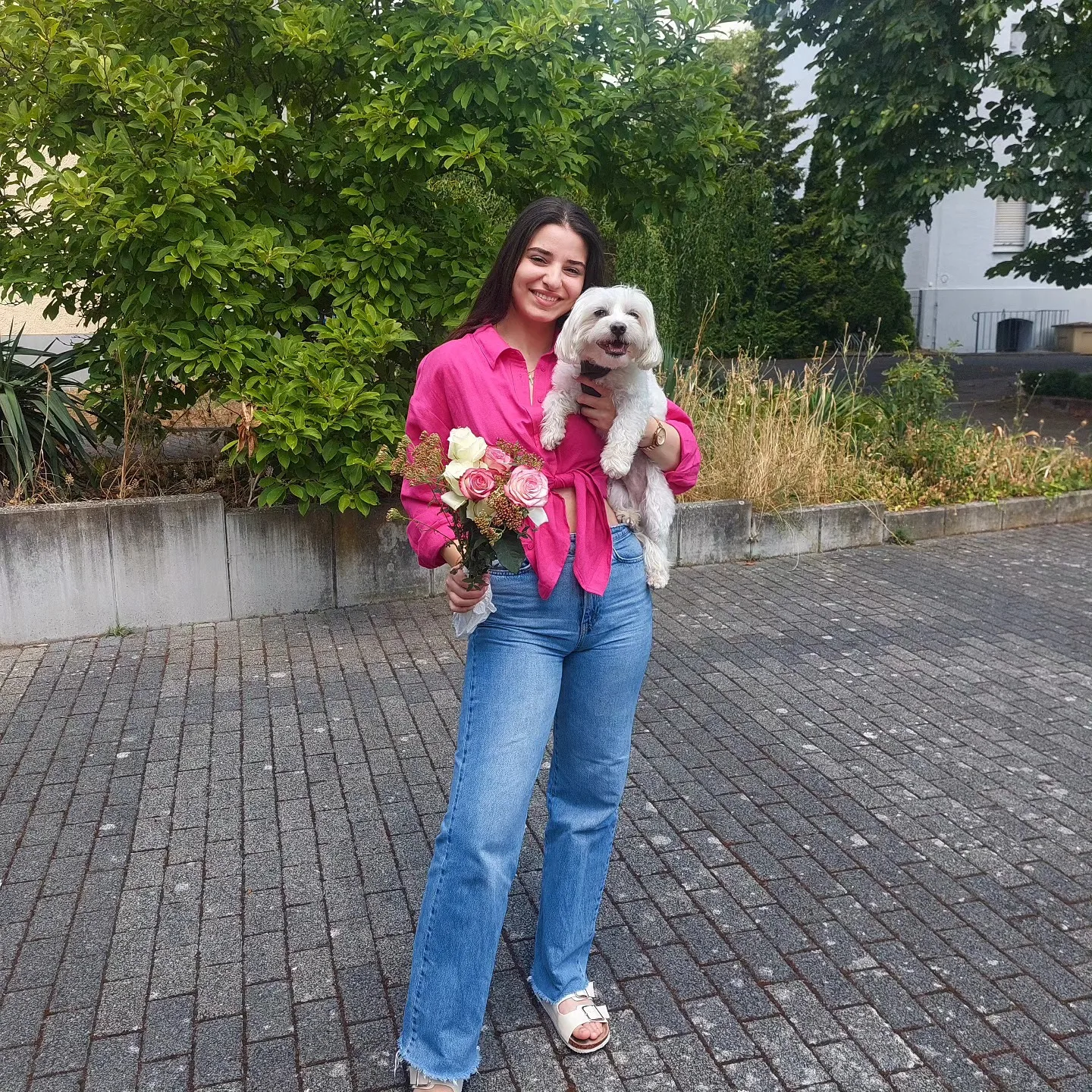 Miriam El Haddad photo 6 — German, Brown