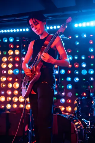 Miss Grit photo 2 — Black, Slim
