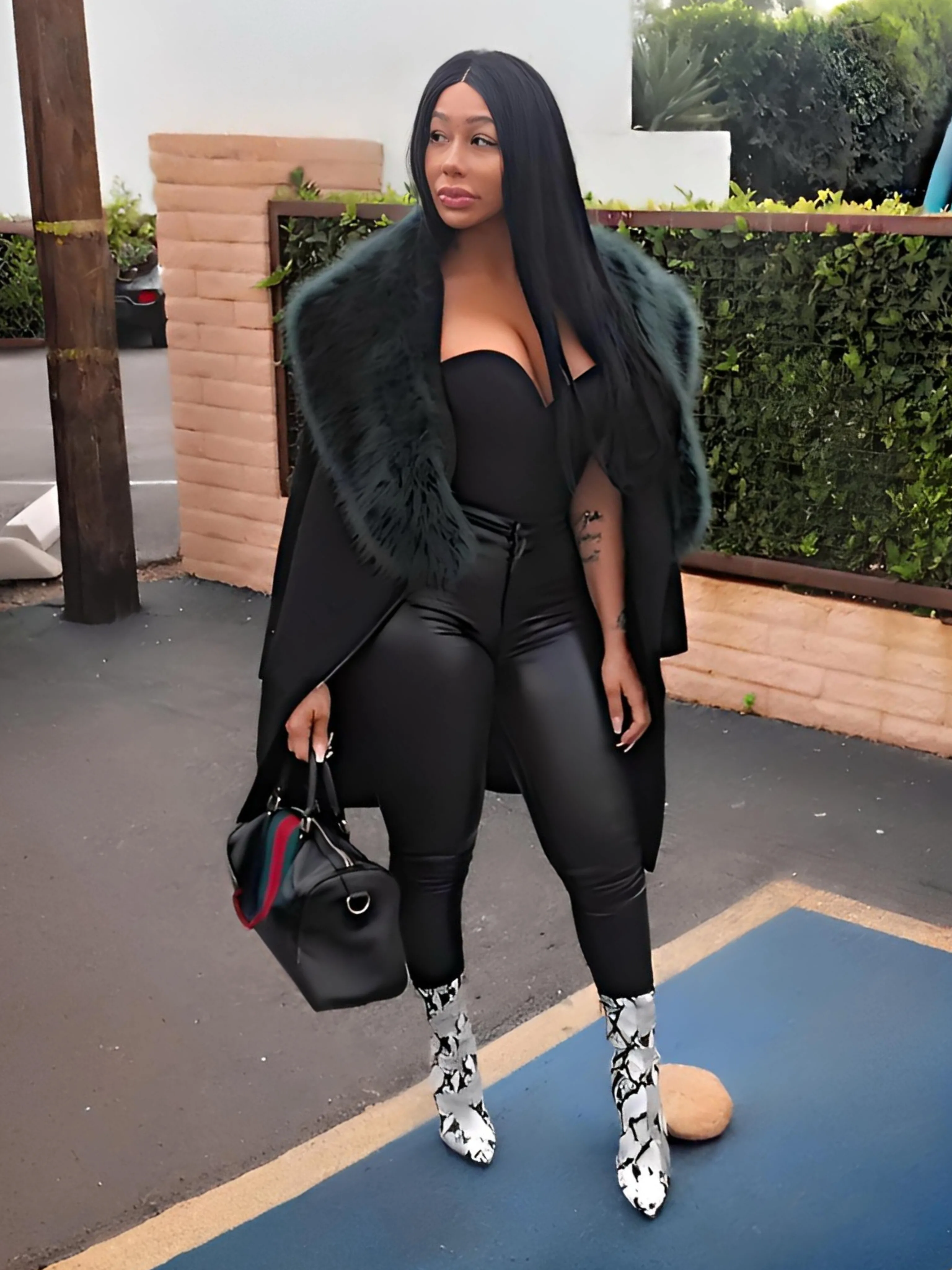 Miss Yikes photo 3 — BBW, Brown