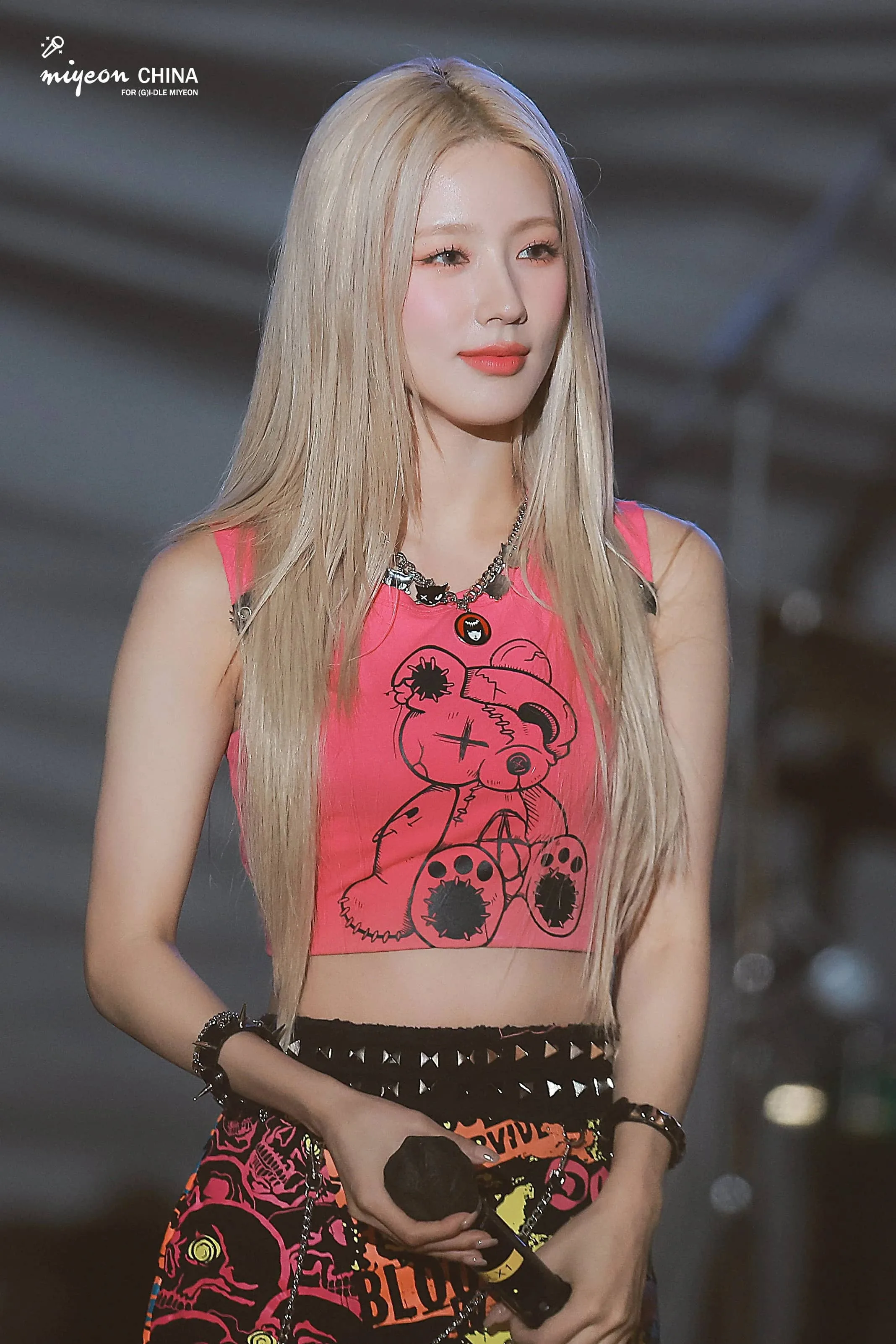 Miyeon photo 13 — South Korean, Black