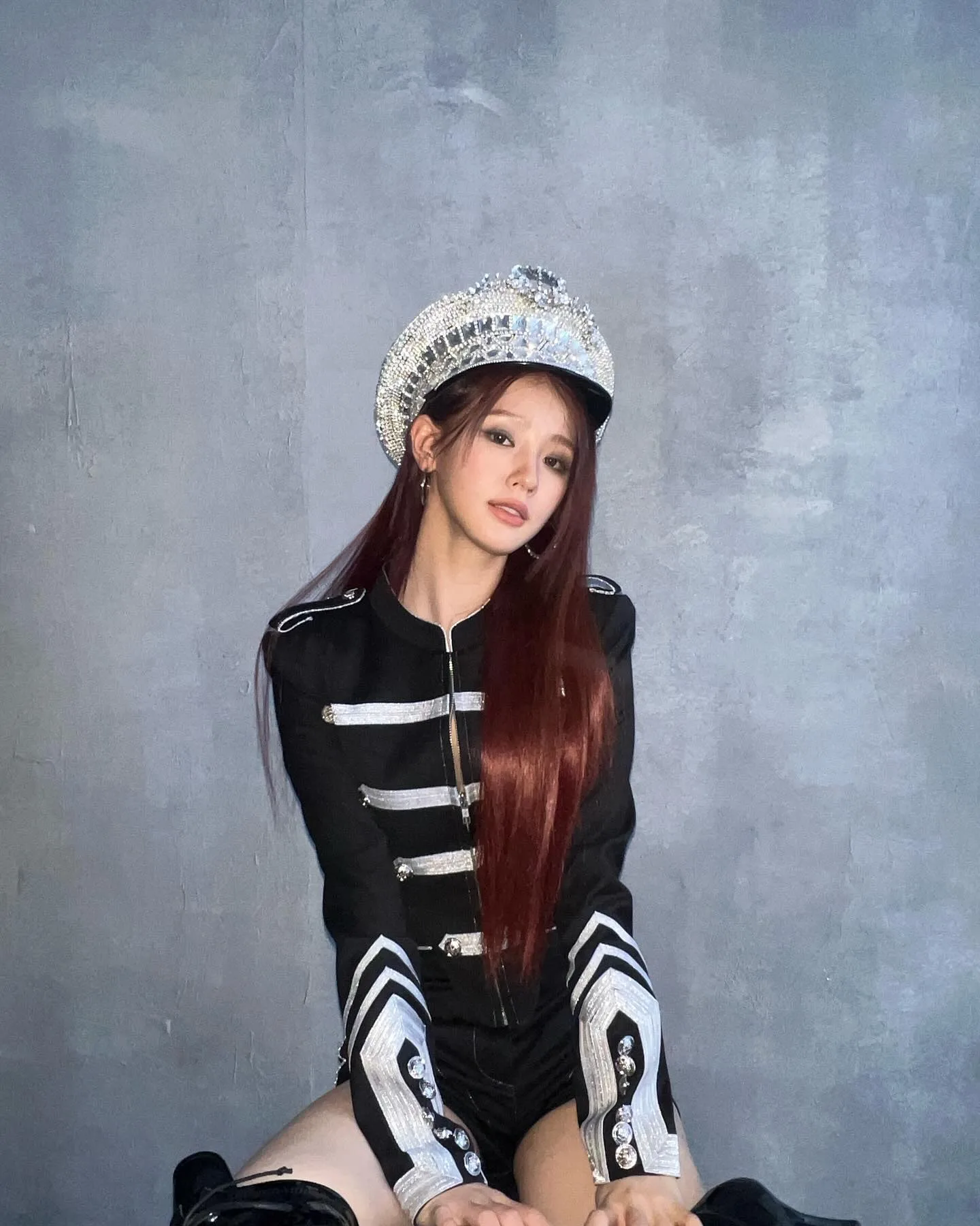 Miyeon photo 15 — Slim, Brown