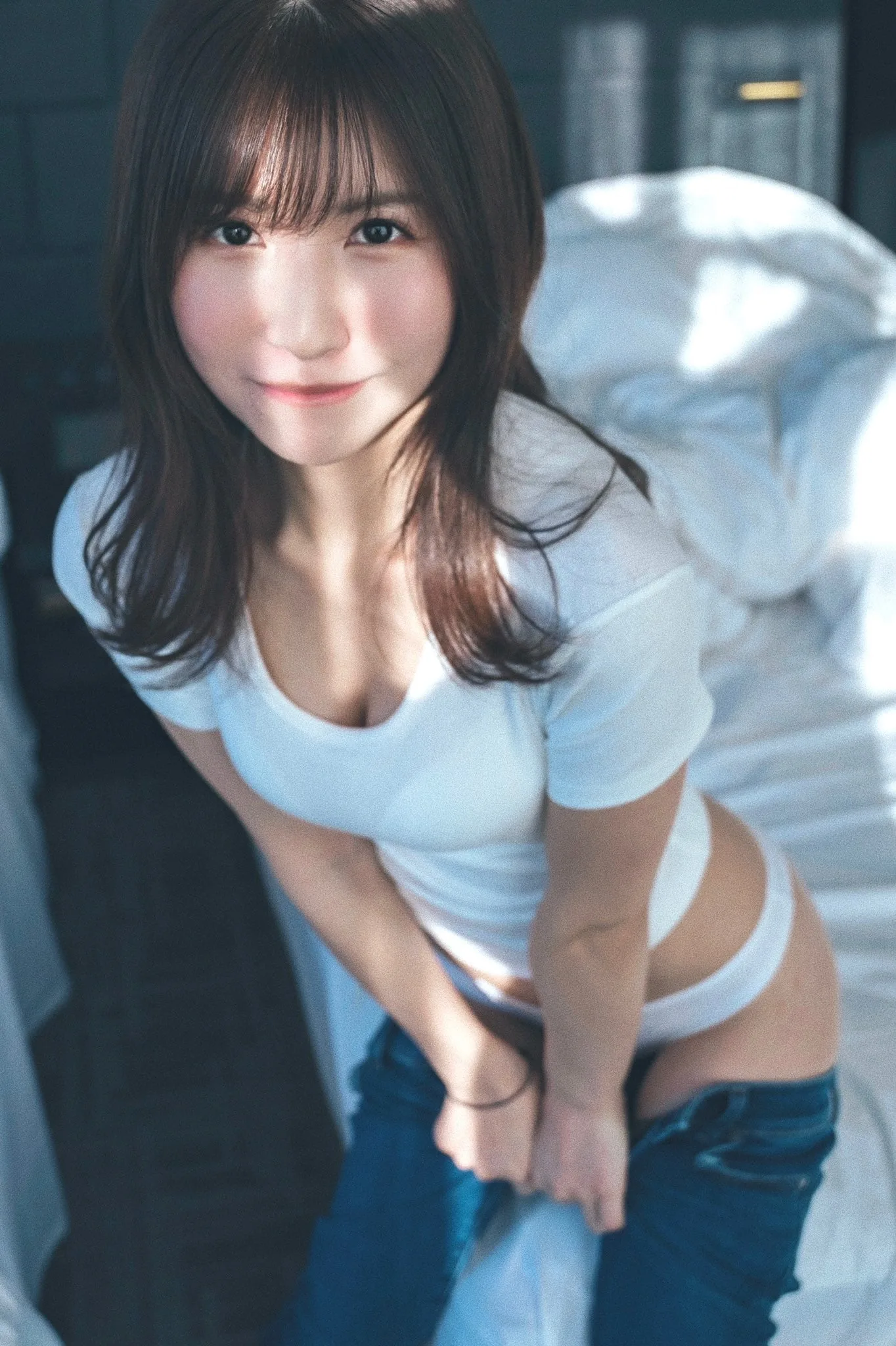 Momo Sakura photo 2 — Black, Slim