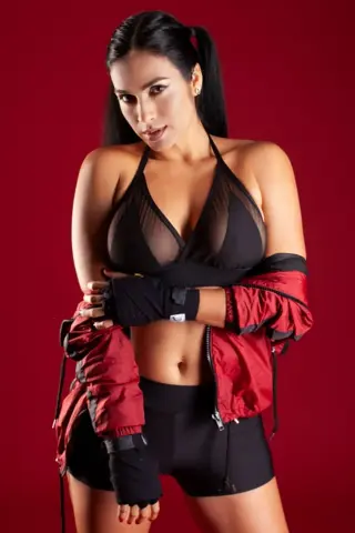 Monica Henao photo 1 — Colombian),  (Panamanian, Brown