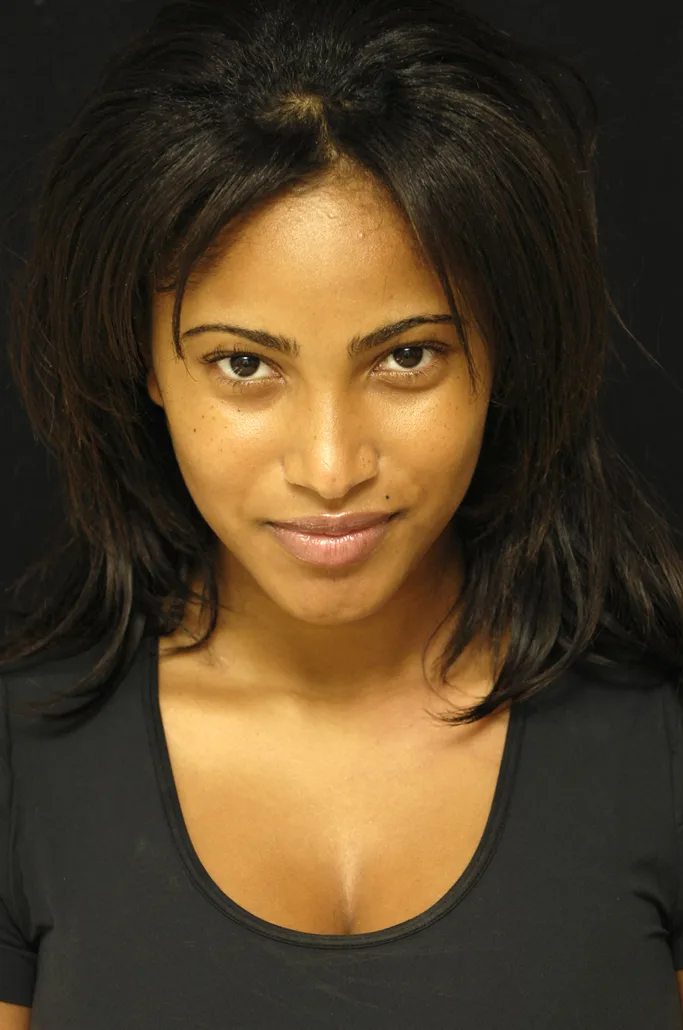 Mouni Farro — Actress, French