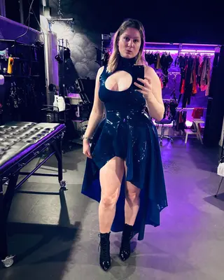 Ms. Pepper photo 12 — Dominatrix, Fetish Model, German
