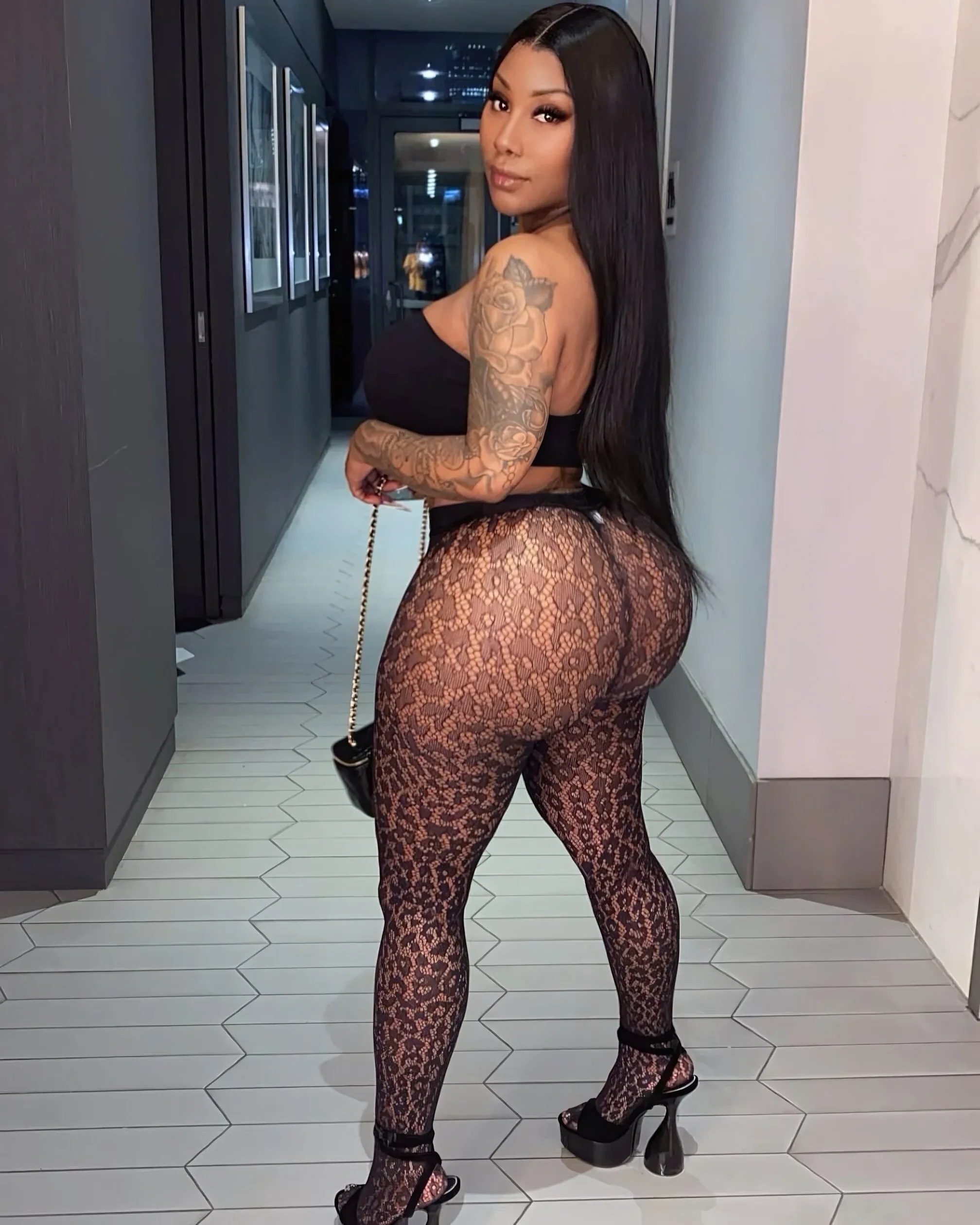 MsPrincess312 photo 2 — Black, BBW
