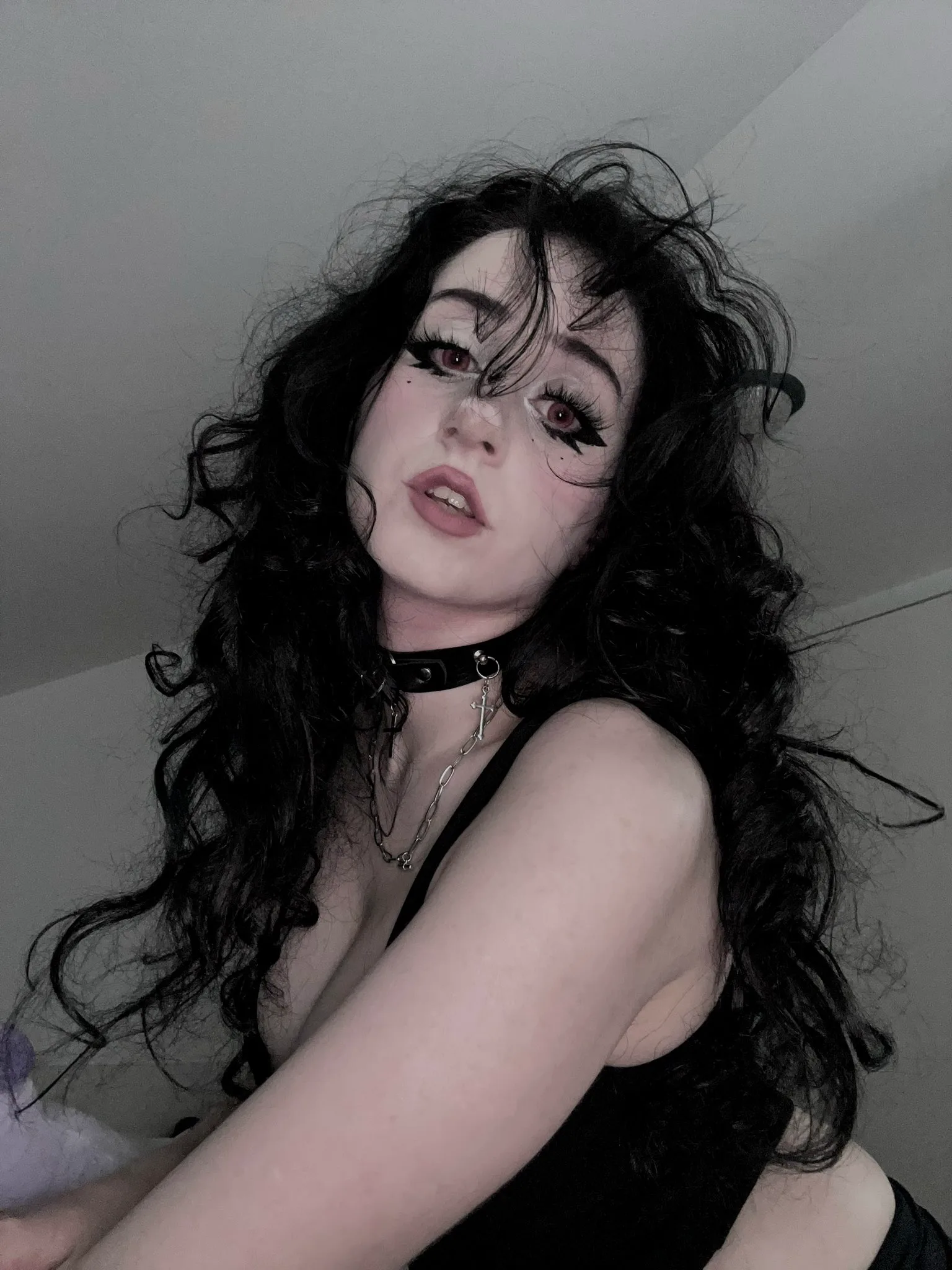 Myrteya photo 9 — Caucasian, ASMR Star, Cosplayer, Gamer, TikTok Star, YouTuber