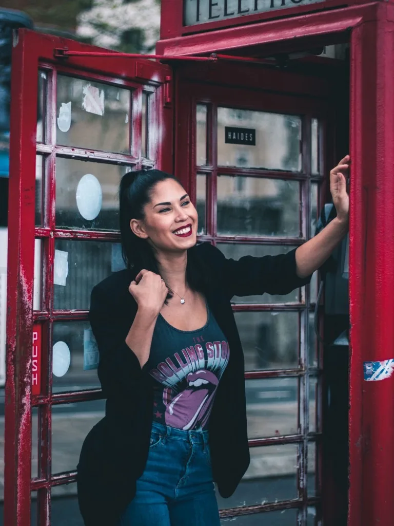 Nadia Al-Mardini photo 2 — Brown, Slim