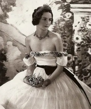 Nancy Mitford photo 1 — British, Caucasian