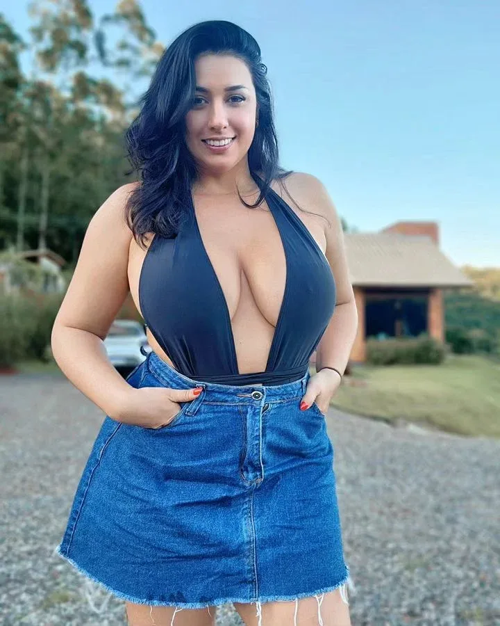 Natali Conti — Adult Model, Camgirl, Influencer, Brazilian