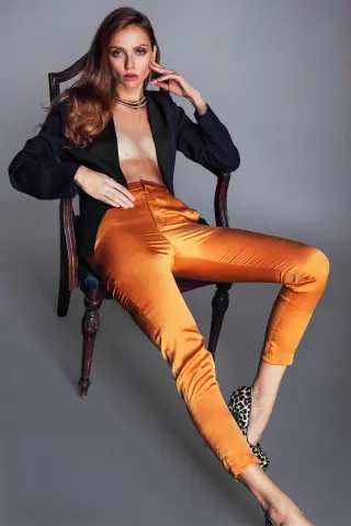 Nataliya Piro photo 3 — Slim, Grey