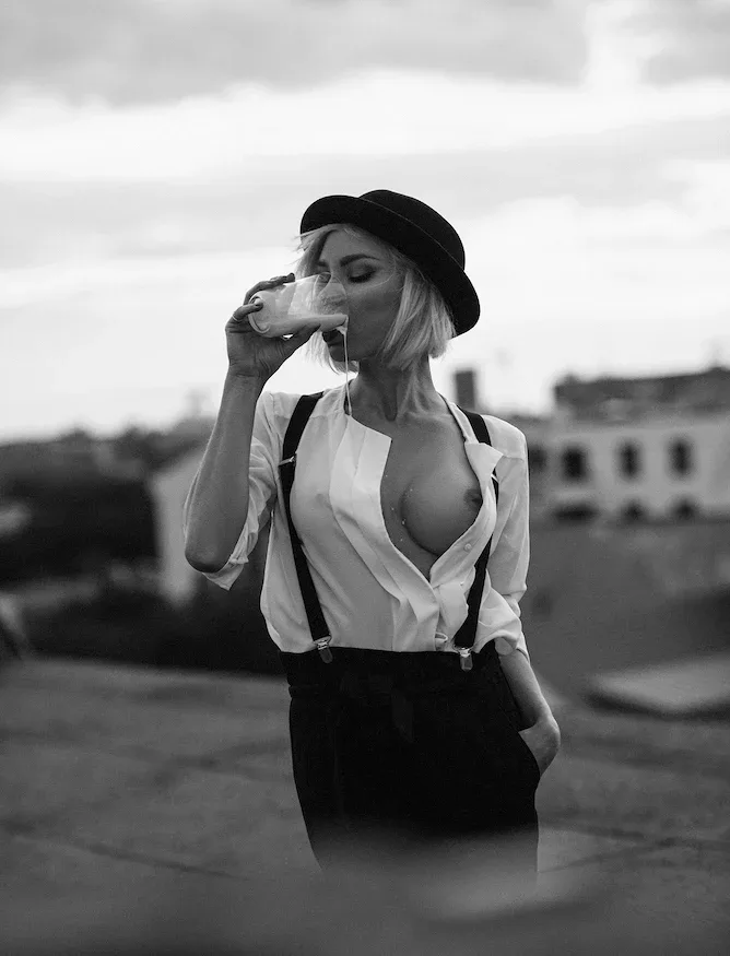 Nathalie Crivelli photo 7 — Swiss, Brown