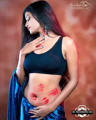 Neha Saha photo 16 — Brown, Asian