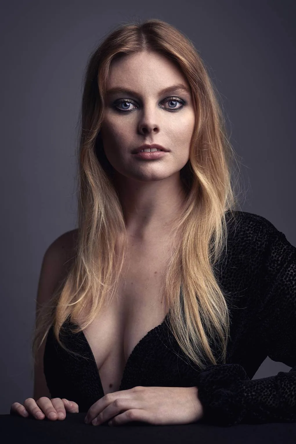 Nell Hudson photo 16 — Blue, Caucasian